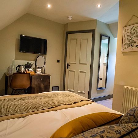Kings Arms Hotel Stansted Mountfitchet Exteriör bild