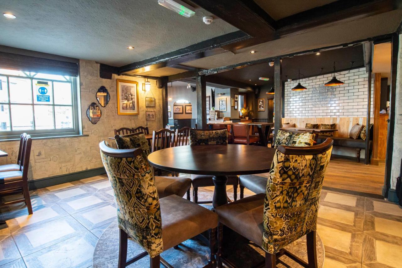 Kings Arms Hotel Stansted Mountfitchet Exteriör bild