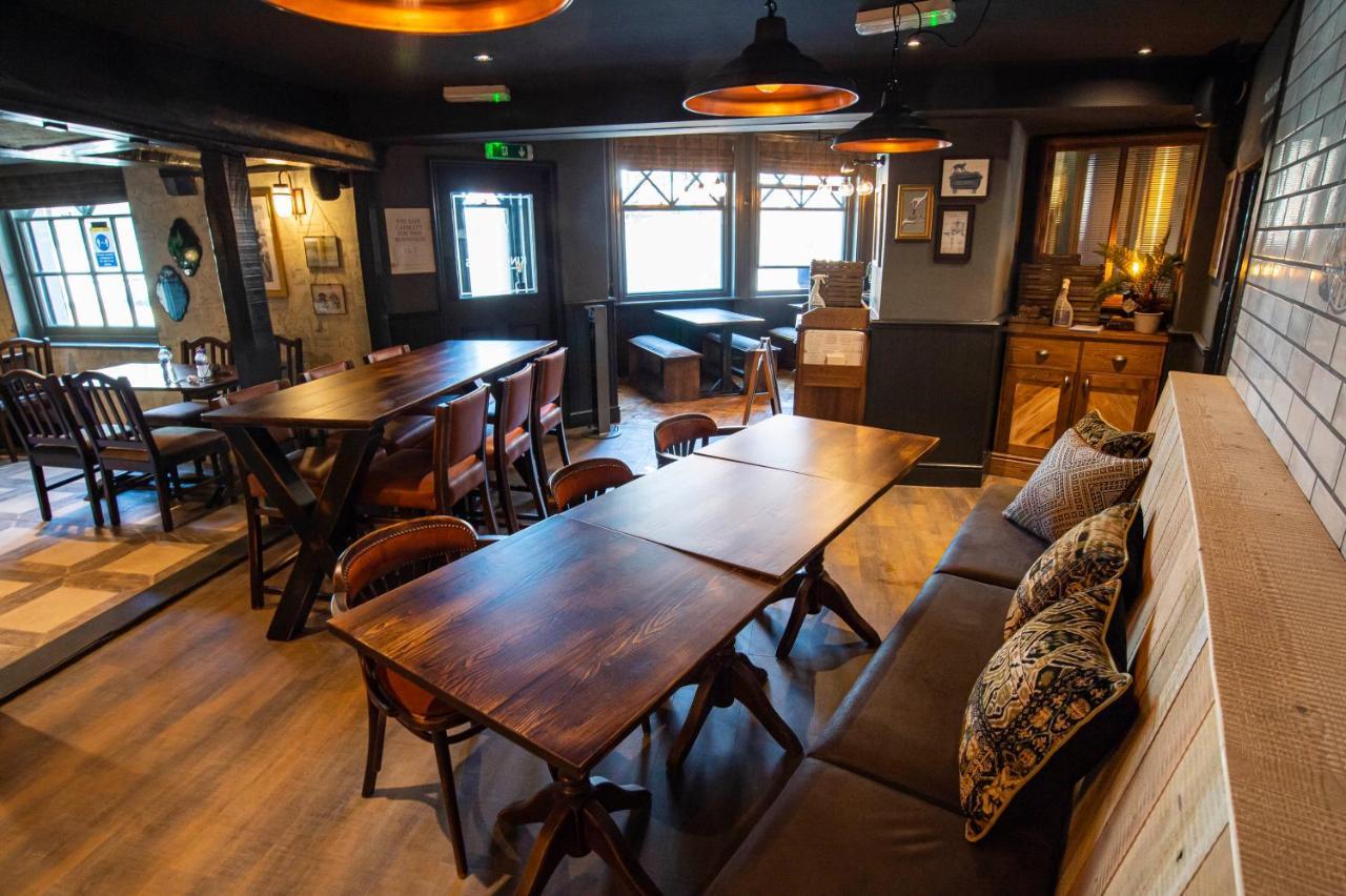 Kings Arms Hotel Stansted Mountfitchet Exteriör bild
