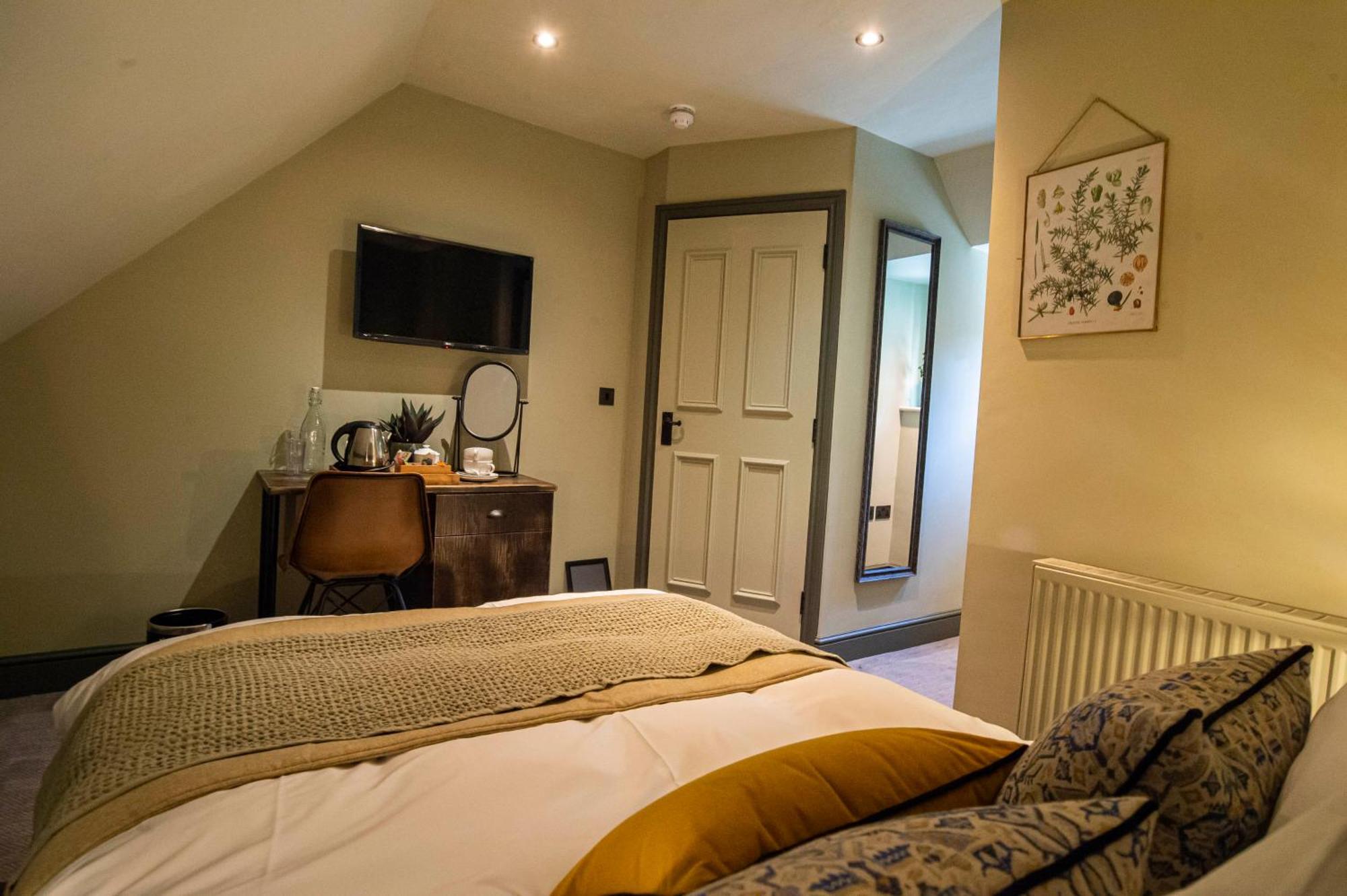 Kings Arms Hotel Stansted Mountfitchet Exteriör bild